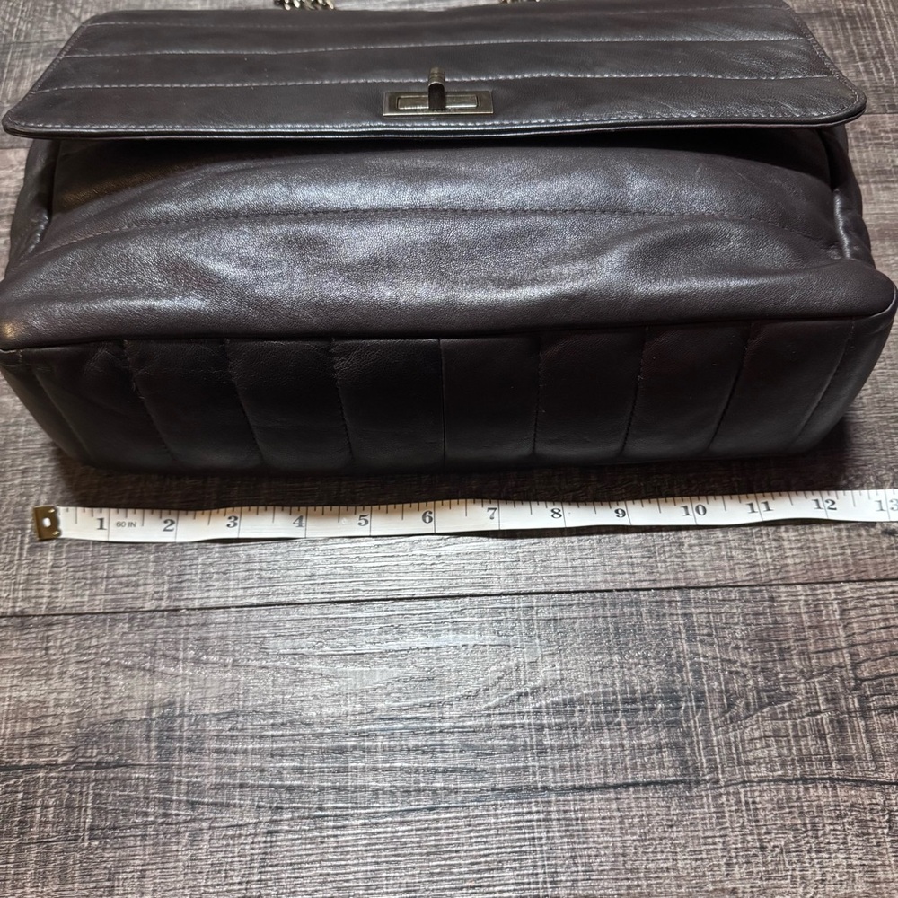 Chanel Vintage Shoulder Bag 💼 - Picture 15 of 16